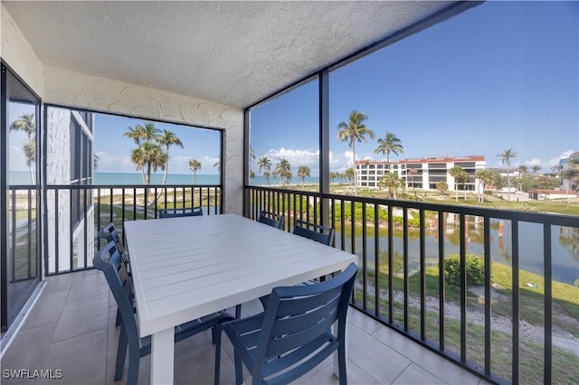 2445 W Gulf Dr Unit 21E, Sanibel, FL 33957 - balcony featuring a water view