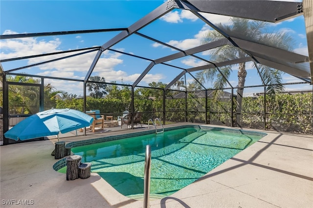 6024 Perthshire Ln, Fort Myers, FL 33908 - pool with glass enclosure, a fire pit, and a patio area