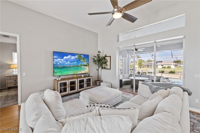 321 SE 31st St, Cape Coral, FL 33904 - photo 5