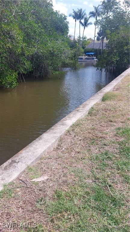 59 River Ct, Naples, FL 34110