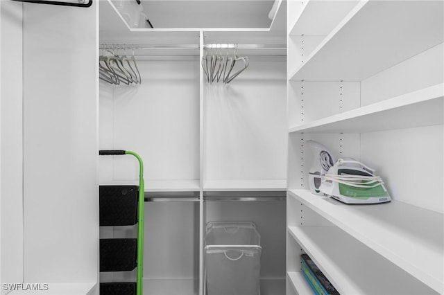 360 Bayland Rd, Fort Myers Beach, FL 33931 - view of spacious closet