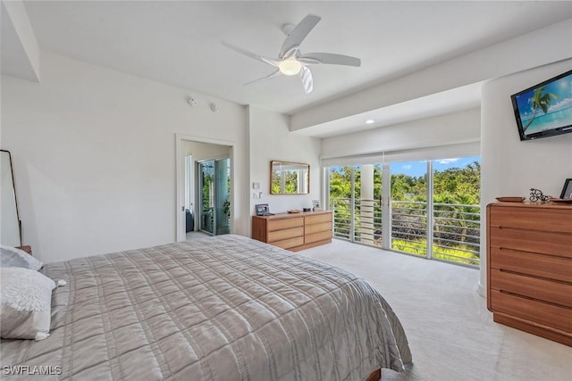 bedroom featuring a ceiling fan and light carpet