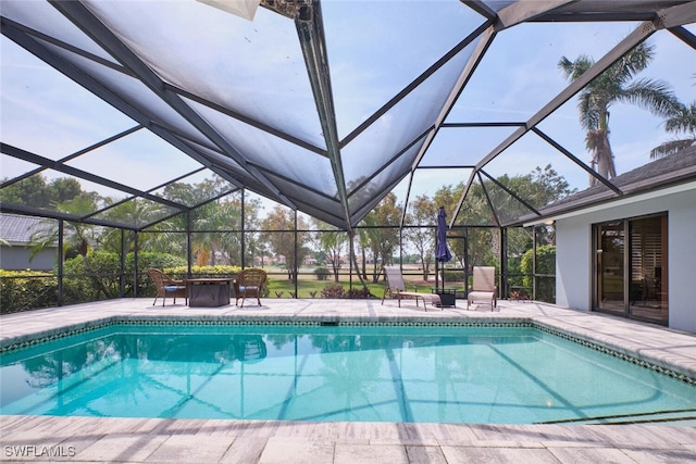 15440 Kilmarnock Dr, Fort Myers, FL 33912 - outdoor pool with a patio and a lanai