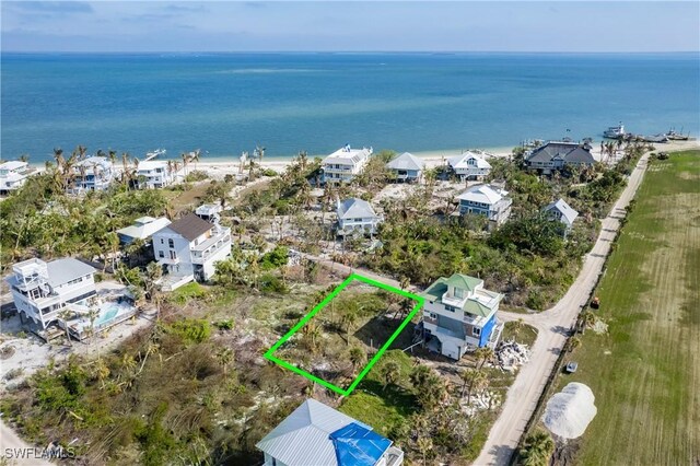 200 Gold Finch Dr, Upper Captiva, FL 33924