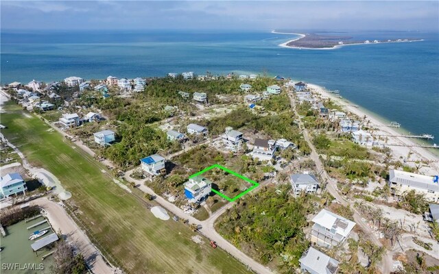 200 Gold Finch Dr, Upper Captiva, FL 33924