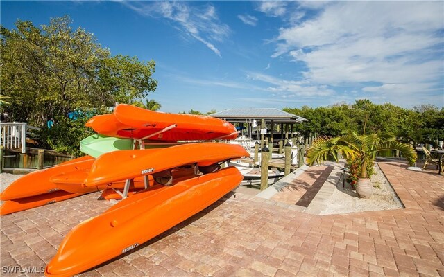 200 Gold Finch Dr, Upper Captiva, FL 33924