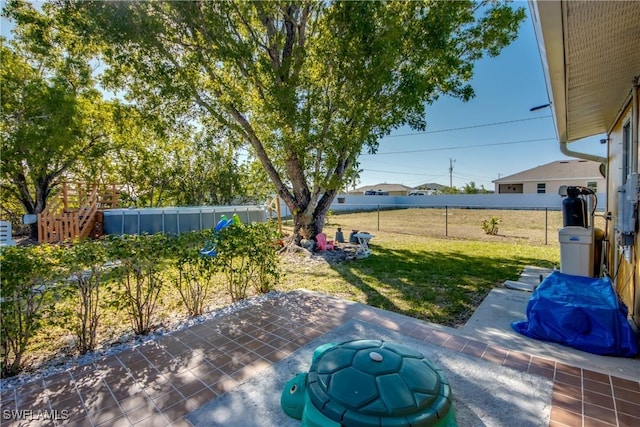 2303 NE 7th Ave, Cape Coral, FL 33909 - view of patio / terrace with a fenced backyard