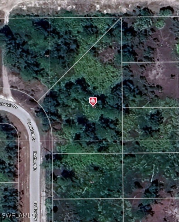 705 Bedford Dr, Lehigh Acres, FL 33974