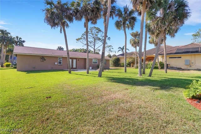 2324 Westwood Rd, North Fort Myers, FL 33917 - view of yard