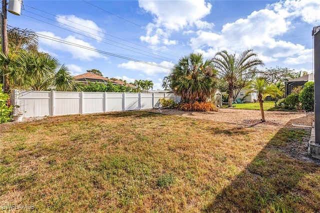 view of yard featuring fence