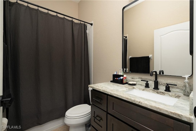 2613 Stonyhill Ct, Cape Coral, FL 33991 - full bath with toilet, a shower with shower curtain, and vanity
