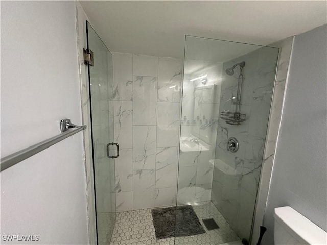 1376 Archer St Unit 6, Lehigh Acres, FL 33936 - bathroom with a marble finish shower and toilet