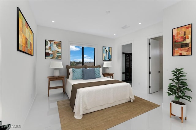 bedroom featuring recessed lighting, visible vents, and baseboards