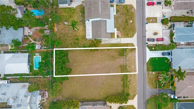 713 109th Ave N, Naples, FL 34108