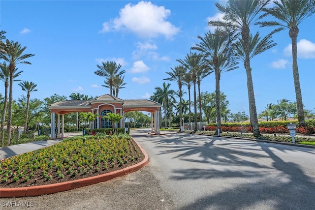 8511 Alessandria Ct, Naples, FL 34114 - view of home's community featuring driveway