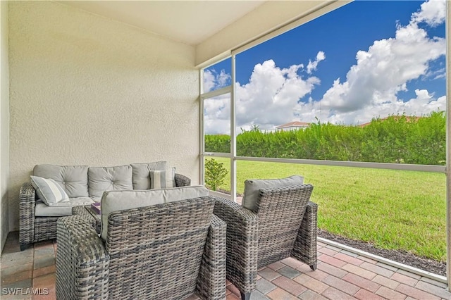 2916 Royal Gardens Ave, Fort Myers, FL 33916 - sunroom / solarium featuring outdoor lounge area