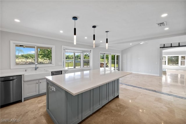 kitchen with a sink, dishwasher, gray cabinetry, baseboards, and visible vents