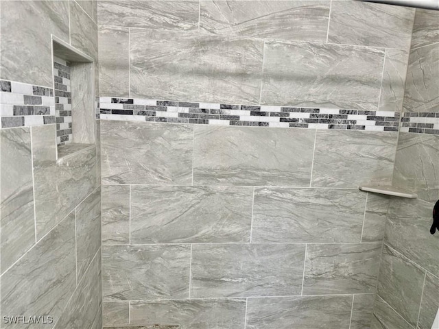 17304 Timber Oak Ln, Fort Myers, FL 33908 - room details with tiled shower