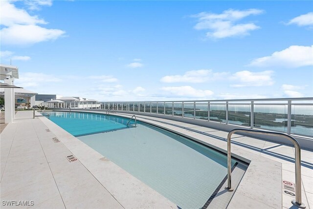13945 Old Coast Rd Unit 406, Naples, FL 34110 - view of community pool