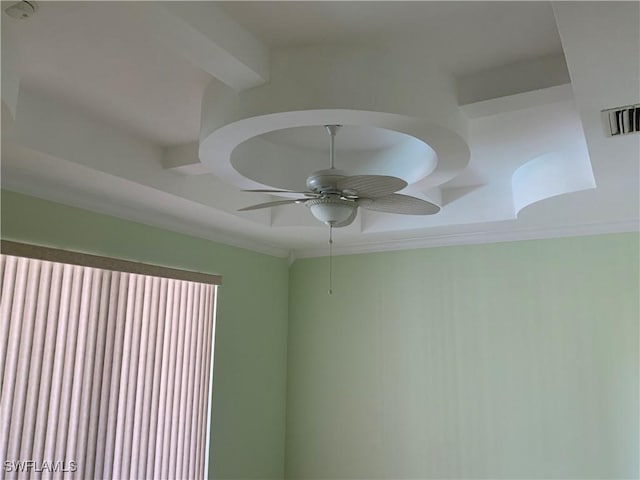 3817 NW 46th St, Cape Coral, FL 33993 - detailed view of a ceiling fan