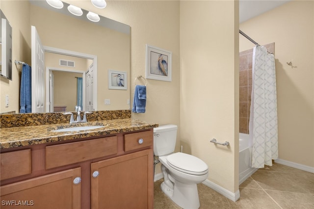 17991 Bonita National Blvd Unit 843, Bonita Springs, FL 34135 - full bath featuring toilet, vanity, tile patterned floors, shower / tub combo with curtain, and baseboards