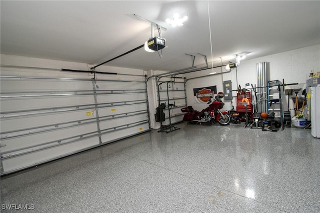 1410 SW 38th St, Cape Coral, FL 33914 - garage featuring a garage door opener