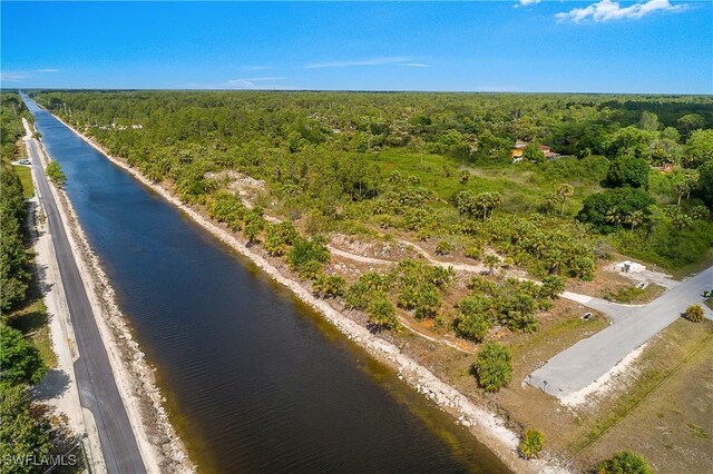 919 4th St SE, Naples, FL 34117