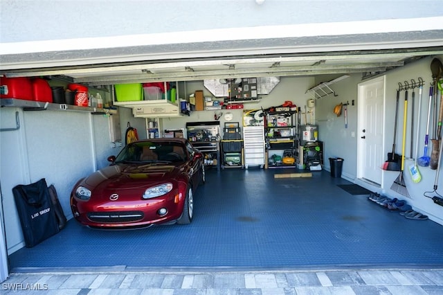 2533 SW 17th Pl, Cape Coral, FL 33914 - view of garage