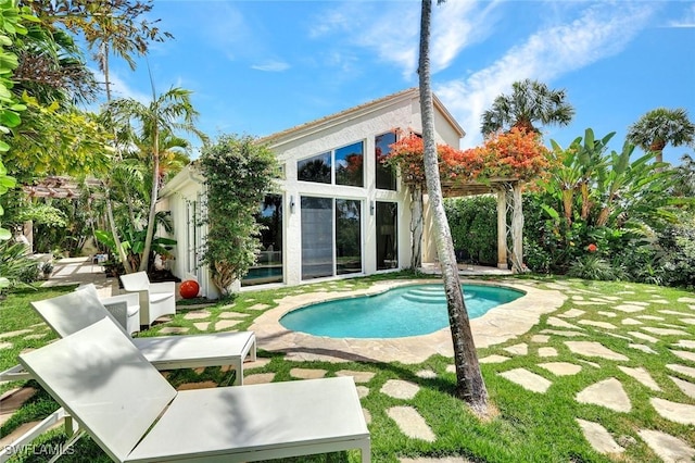 27571 Riverbank Dr, Bonita Springs, FL 34134 - outdoor pool featuring a patio