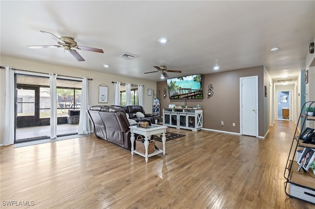 310 Trader Rd, Fort Denaud, FL 33935 - living room featuring light wood-type flooring, recessed lighting, baseboards, visible vents, and ceiling fan