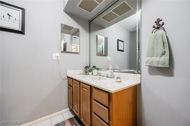 310 Trader Rd, Fort Denaud, FL 33935 - bathroom featuring baseboards and vanity