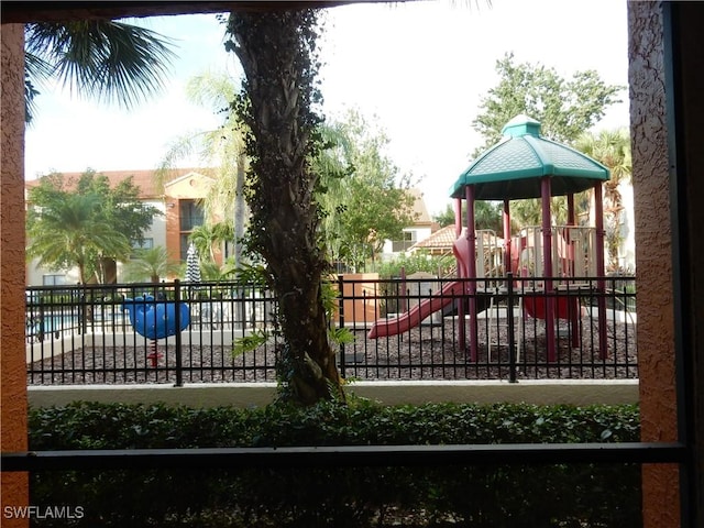 13621 Eagle Ridge Dr Unit 1518, Fort Myers, FL 33912 - exterior space with fence