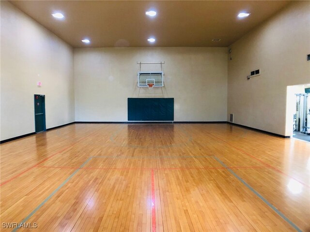11510 Villa Grand Unit 418, Fort Myers, FL 33913 - view of basketball court