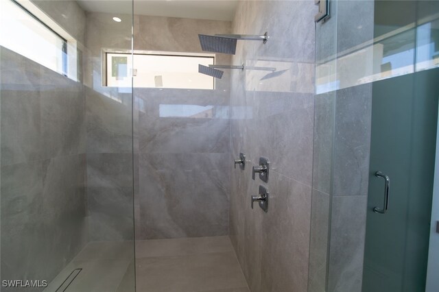 1817 NE 17th St, Cape Coral, FL 33909 - bathroom featuring a shower stall