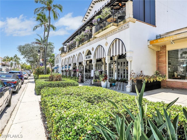 365 5th Ave S Unit 307, Naples, FL 34102 - view of building exterior