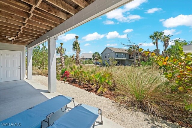 984 Black Skimmer Way, Sanibel, FL 33957 - view of patio / terrace
