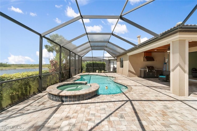 view of swimming pool featuring a pool with connected hot tub, a water view, a lanai, and a patio
