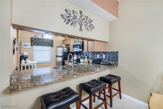 9270 Lake Park Dr Unit 206, Fort Myers, FL 33919 - photo 10