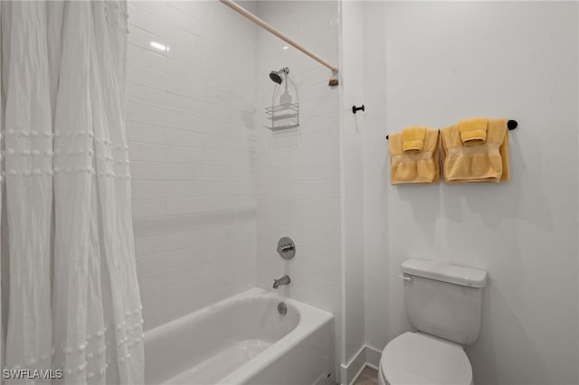 14190 Binghampton Dr, Fort Myers, FL 33905 - bathroom featuring shower / bath combination with curtain and toilet