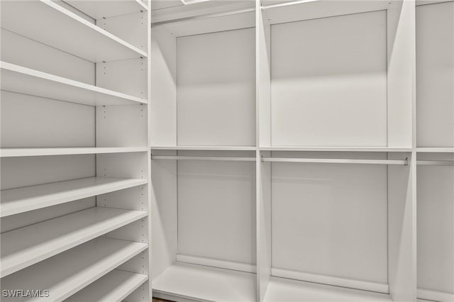 1136 Trail Terrace Dr, Naples, FL 34103 - view of walk in closet