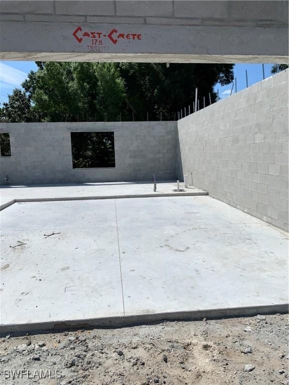 3341 Willard St, Fort Myers, FL 33916 - view of patio with fence