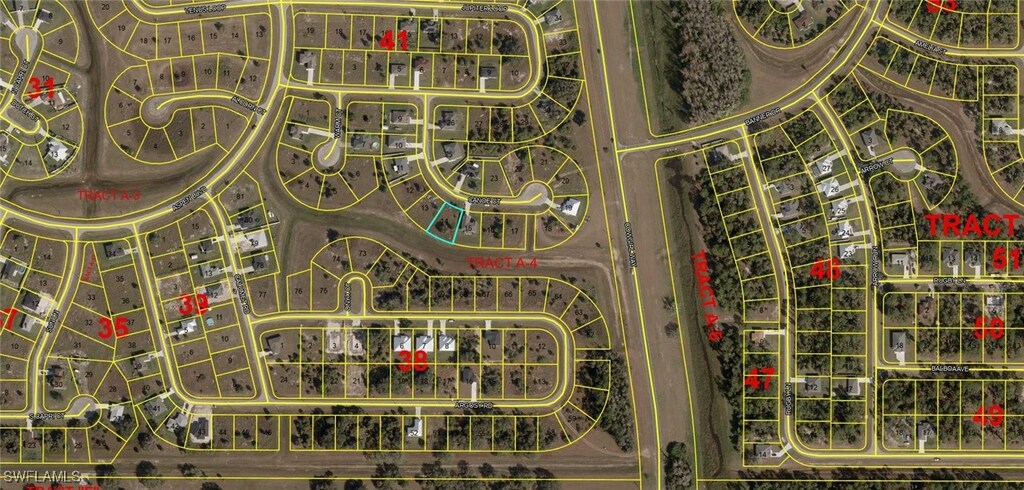 Canoe Ct, Labelle, FL 33935