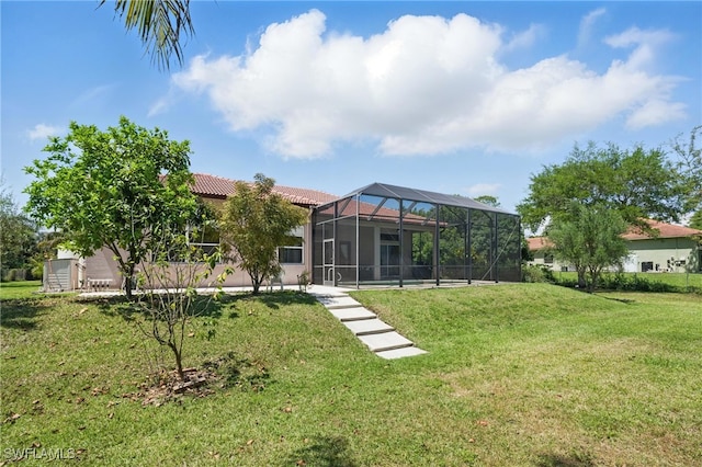 510 13th St NW, Naples, FL 34120 - view of yard with a lanai