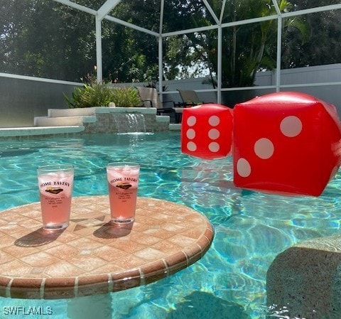 408 SE 19th Ln, Cape Coral, FL 33990 - pool with a lanai