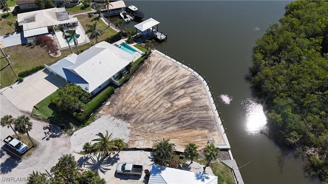 3164 Lakeview Dr, Naples, FL 34112