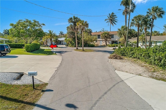 3164 Lakeview Dr, Naples, FL 34112