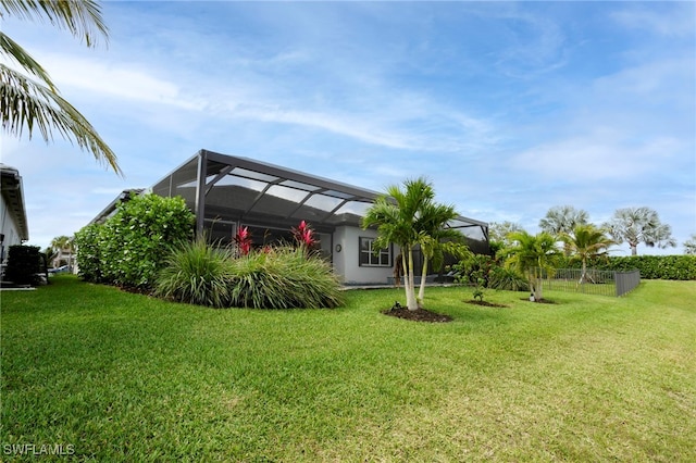 11607 Periwinkle Dr, Naples, FL 34120 - exterior space featuring glass enclosure and fence