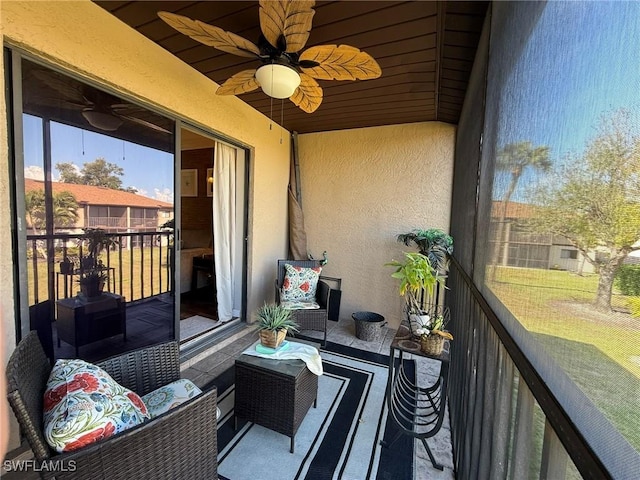 balcony with ceiling fan