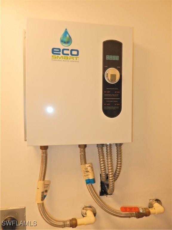 215 Granada Blvd, Fort Myers, FL 33905 - detailed view of tankless water heater