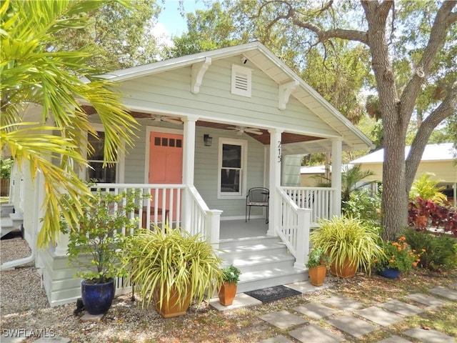 215 Granada Blvd, Fort Myers, FL 33905 - view of front facade featuring a porch and ceiling fan